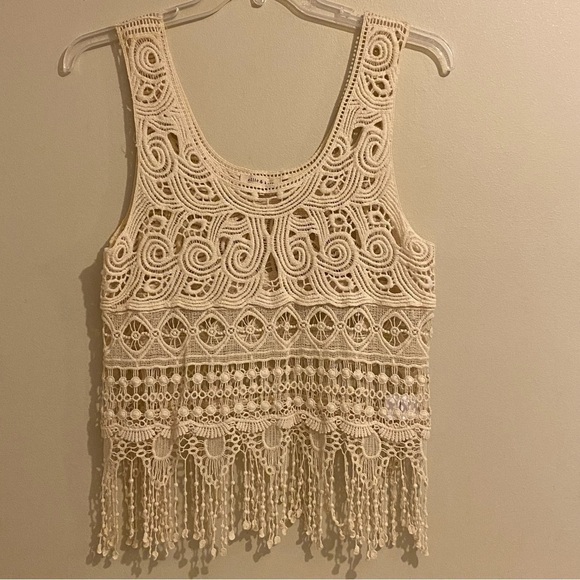 Ellie & Kate Tops - Ellie & Kate L Crocheted See-Through Cover Up Beige Sleeveless Top Tassel Hem
